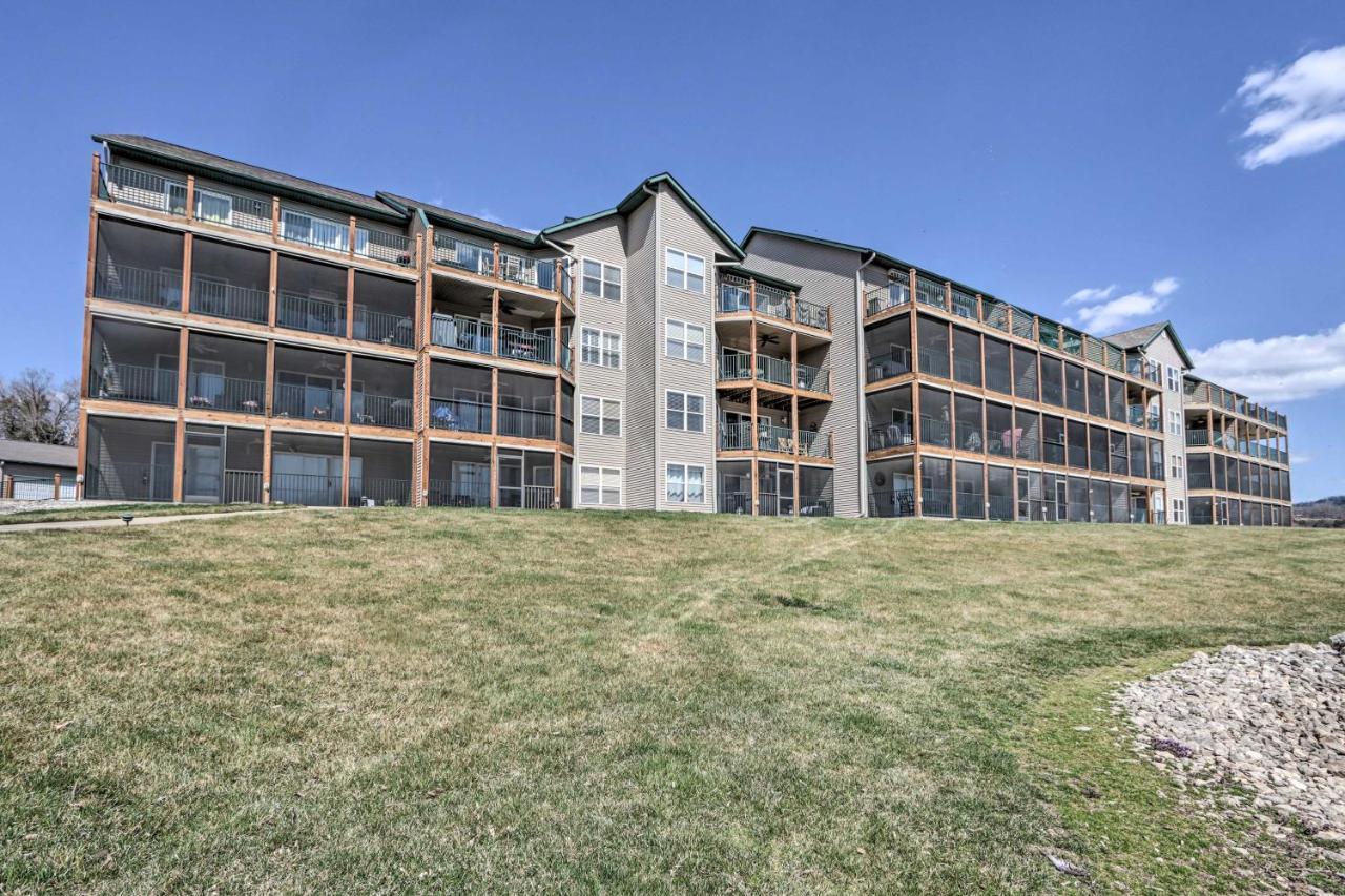 Step-Free Camdenton Condo With Boat Ramp, Dock, Slip Экстерьер фото