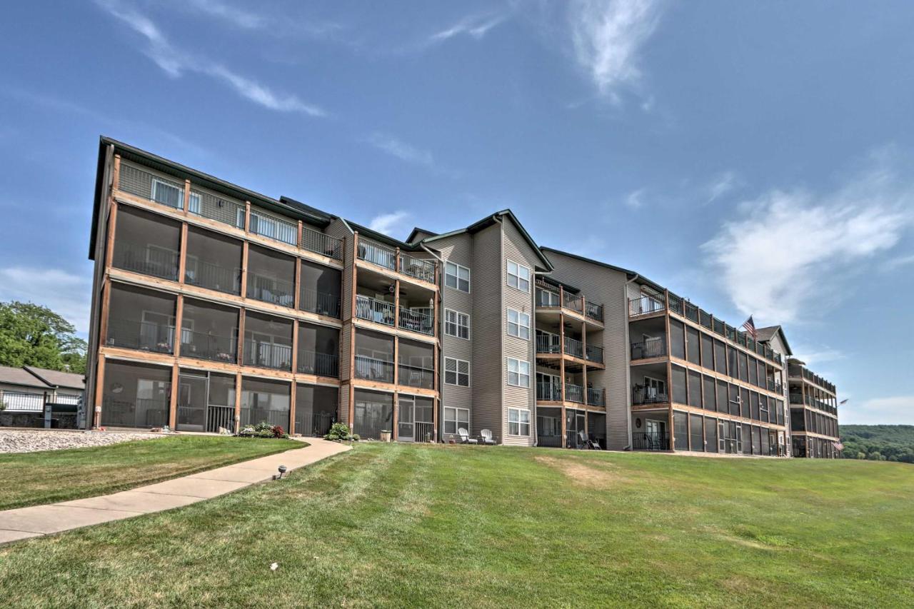 Step-Free Camdenton Condo With Boat Ramp, Dock, Slip Экстерьер фото